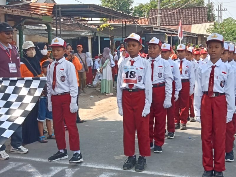 KEGIATAN LOMBA GERAK JALAN TINGKAT KECAMATAN